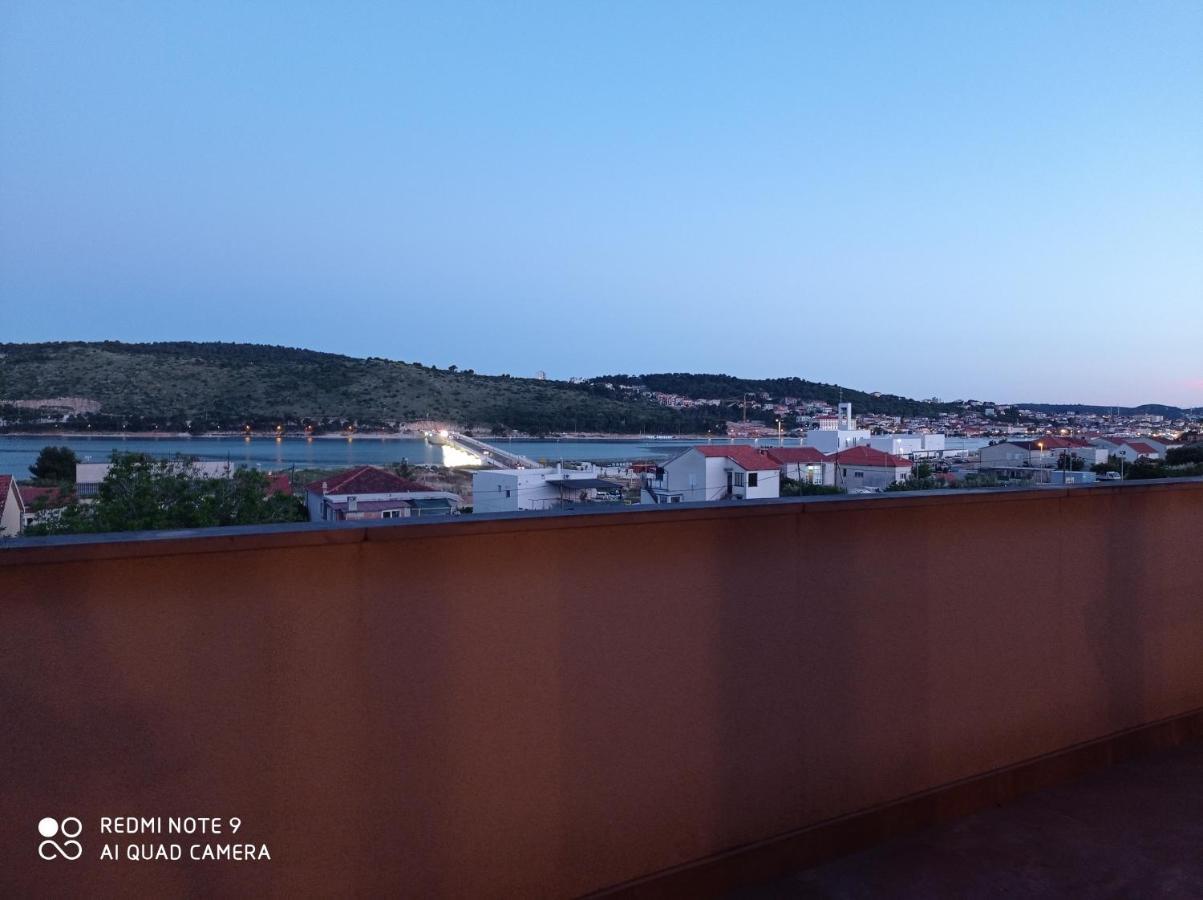 Studio Apartment With Balcony Τρογκίρ Εξωτερικό φωτογραφία