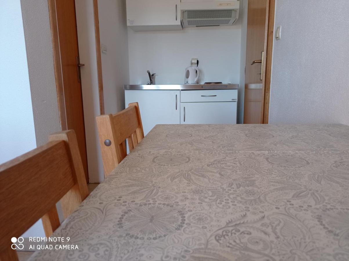 Studio Apartment With Balcony Τρογκίρ Εξωτερικό φωτογραφία